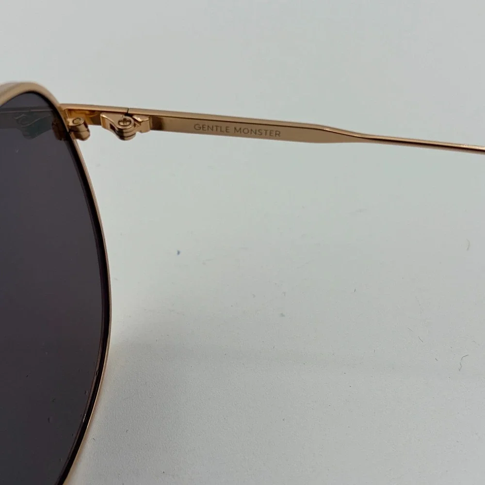 Gentle Monster Double Bread Sunglasses Gold Round Tinted + Case